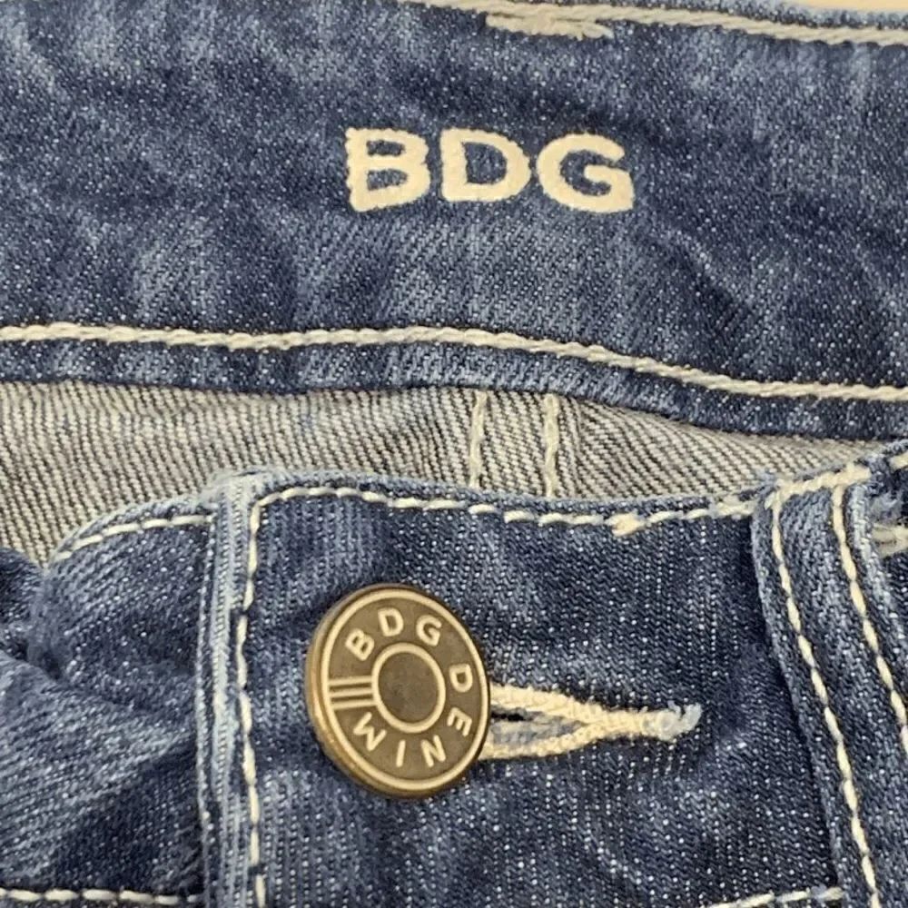 BDG Super High Rise Foxy Button Fly Denim Short - Picture 3 of 7
